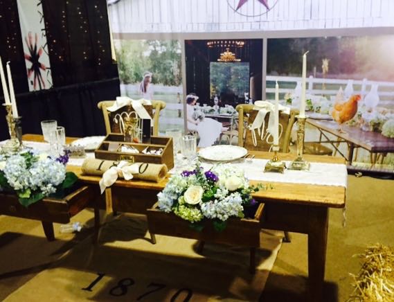 ForeverBridal Show - 1870 Farm - Southern Vintage Table