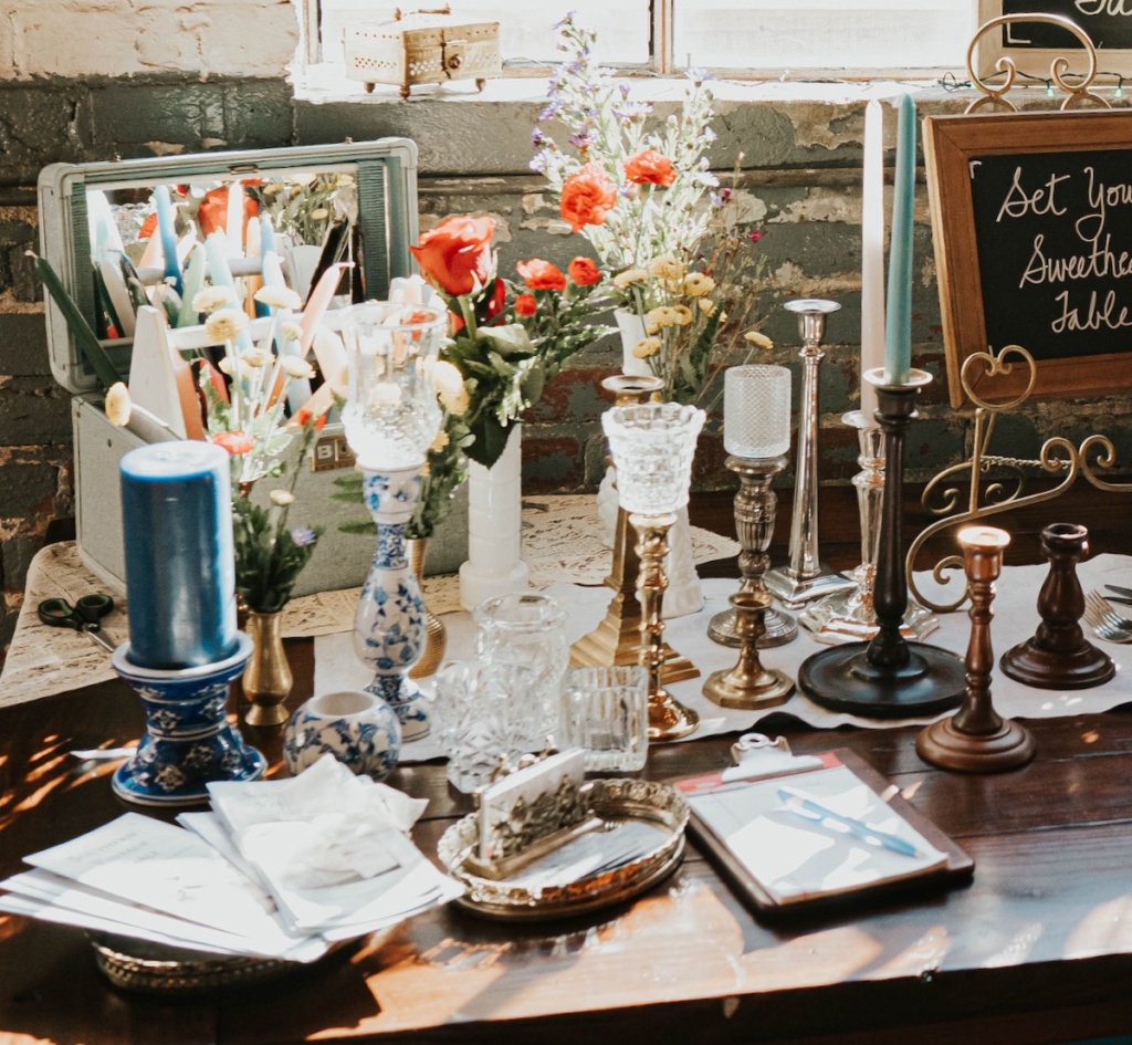 Table Display of Vintage Table Decor