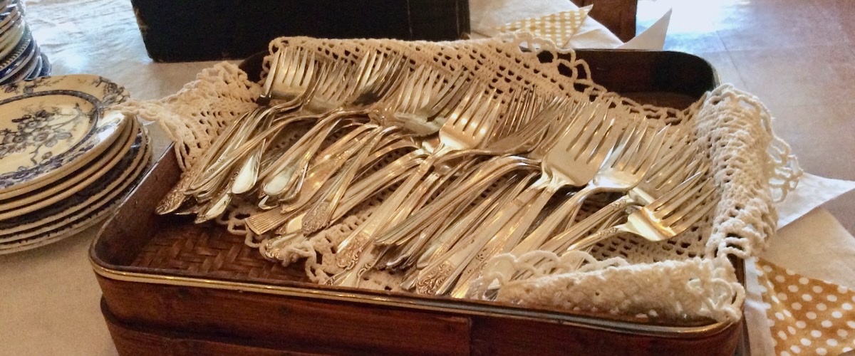 Vintage Dessert Forks in Tray